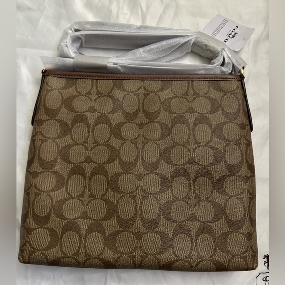 Coach purse - Picture 2 of 7